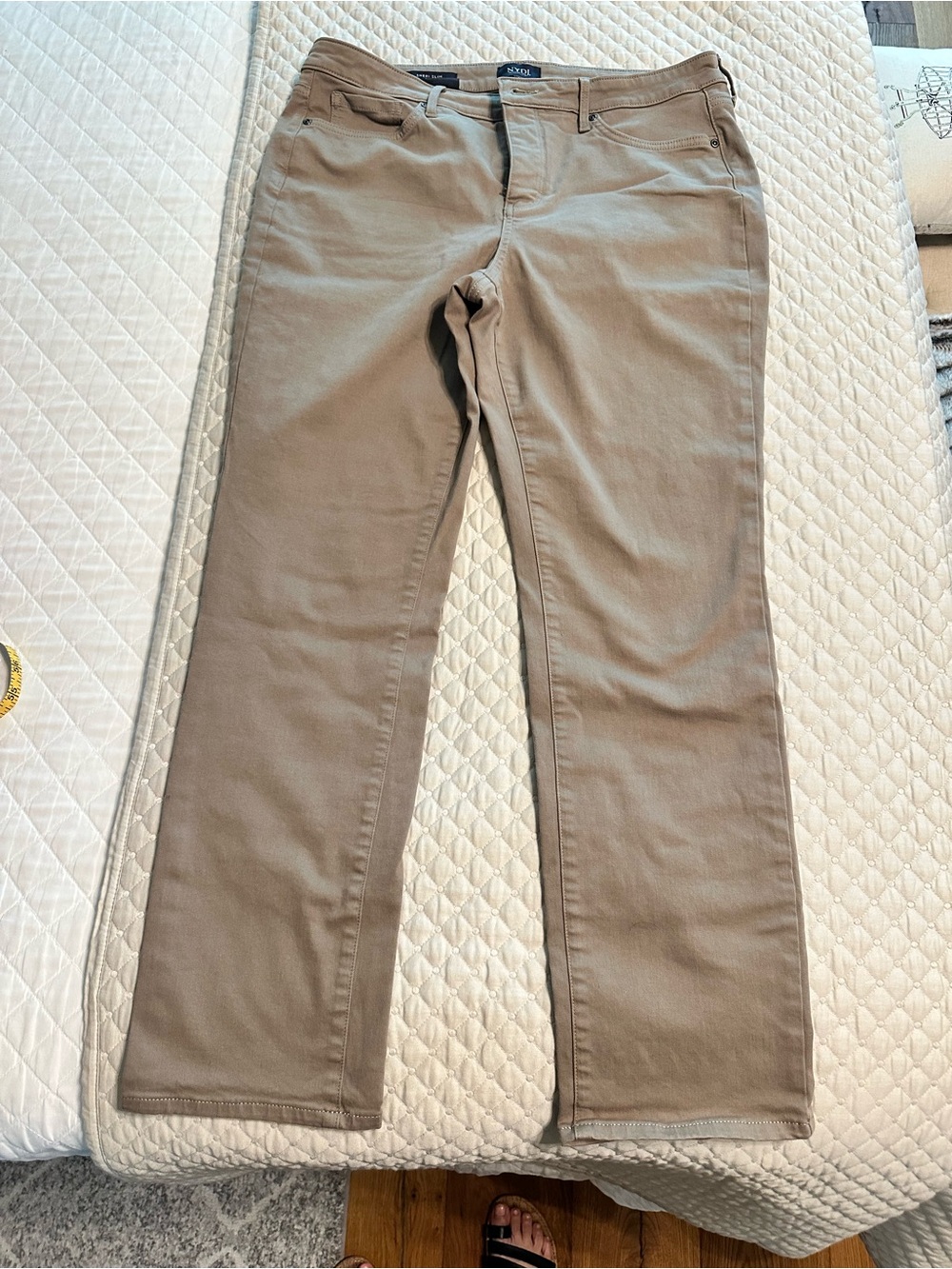 NYDJ Straight Leg Jeans in Country Oak (Light Brown)